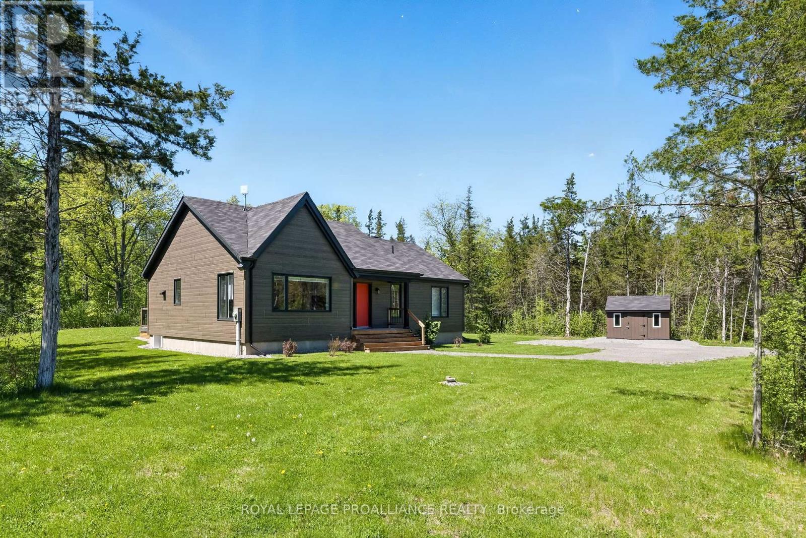 228 Meyers Island Road, Trent Hills, Ontario  K0L 1L0 - Photo 3 - X12126125