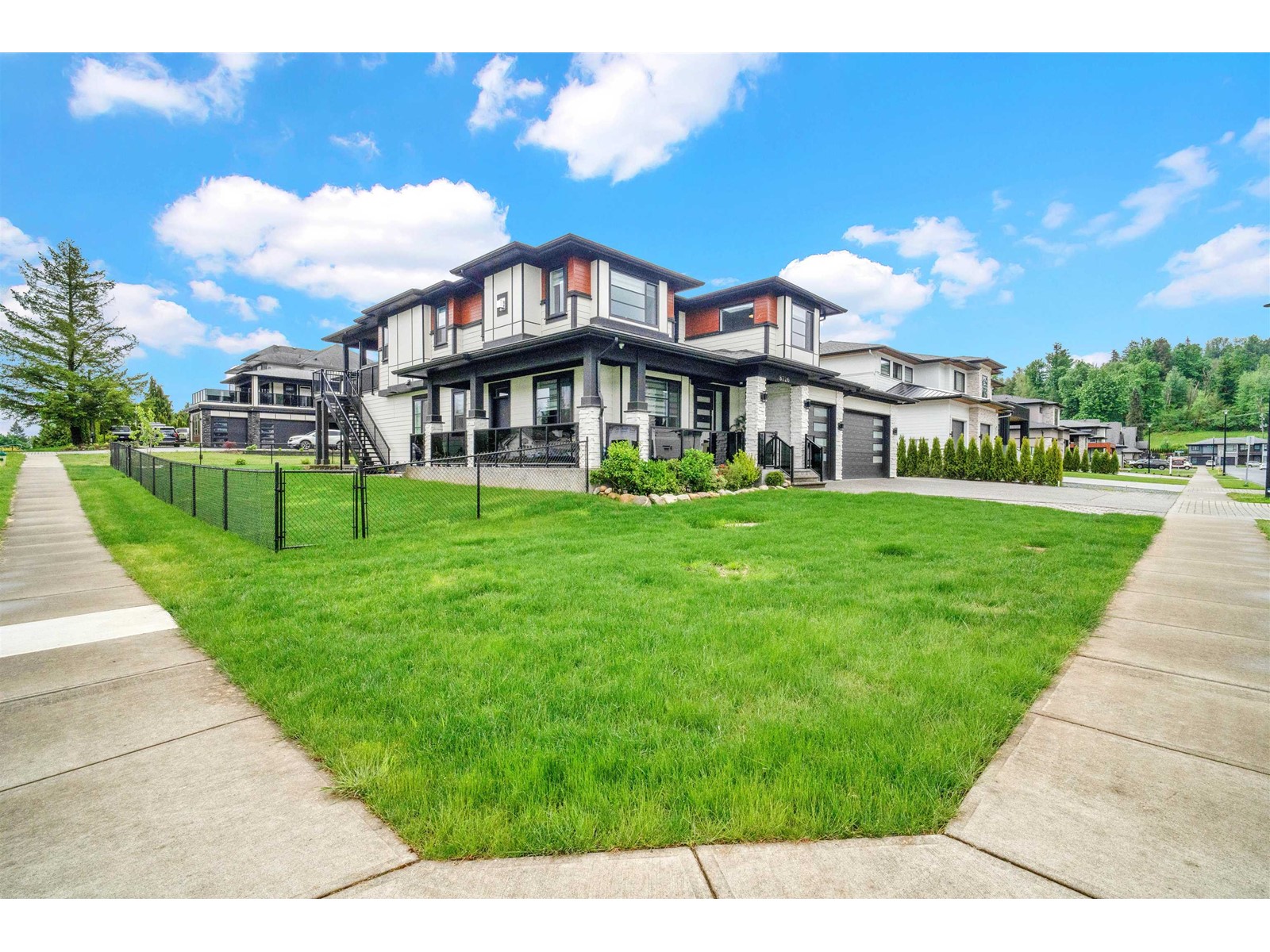 8726 Cleven Drive, Mission, British Columbia  V2V 0H8 - Photo 8 - R3004080