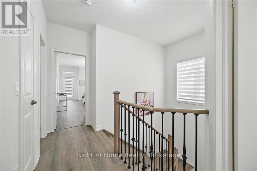 465 Dundas Street E, Oakville, Ontario  L6H 3P4 - Photo 31 - W12160671