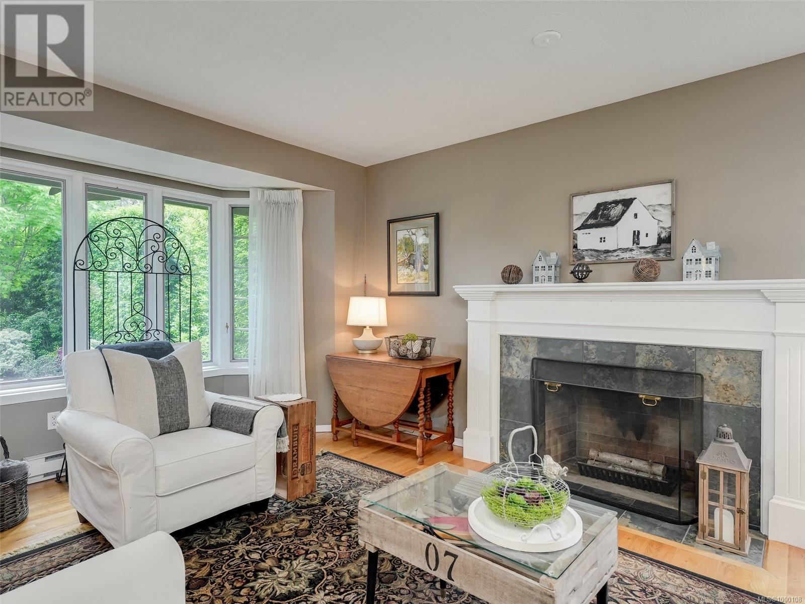3949 Scolton Lane, Saanich, British Columbia  V8N 6J6 - Photo 14 - 1000108