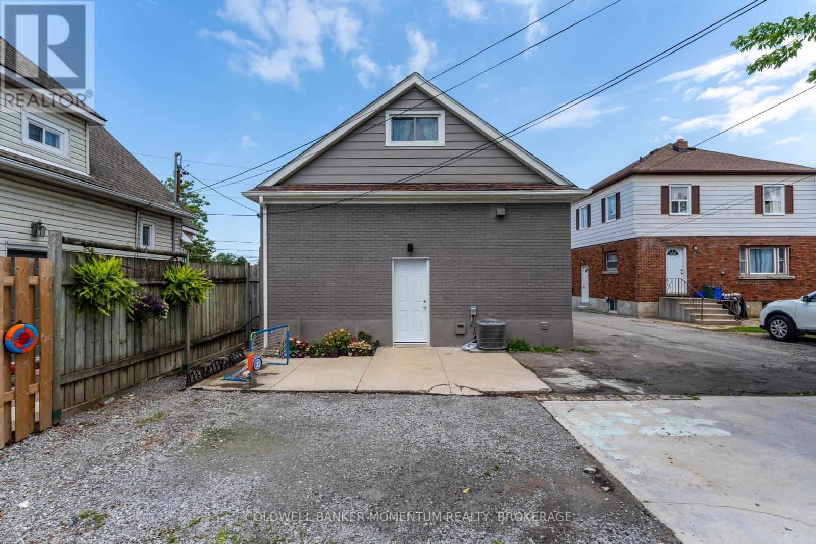 366 Carlton Street, St. Catharines (Facer), Ontario  L2M 4W6 - Photo 49 - X12160861