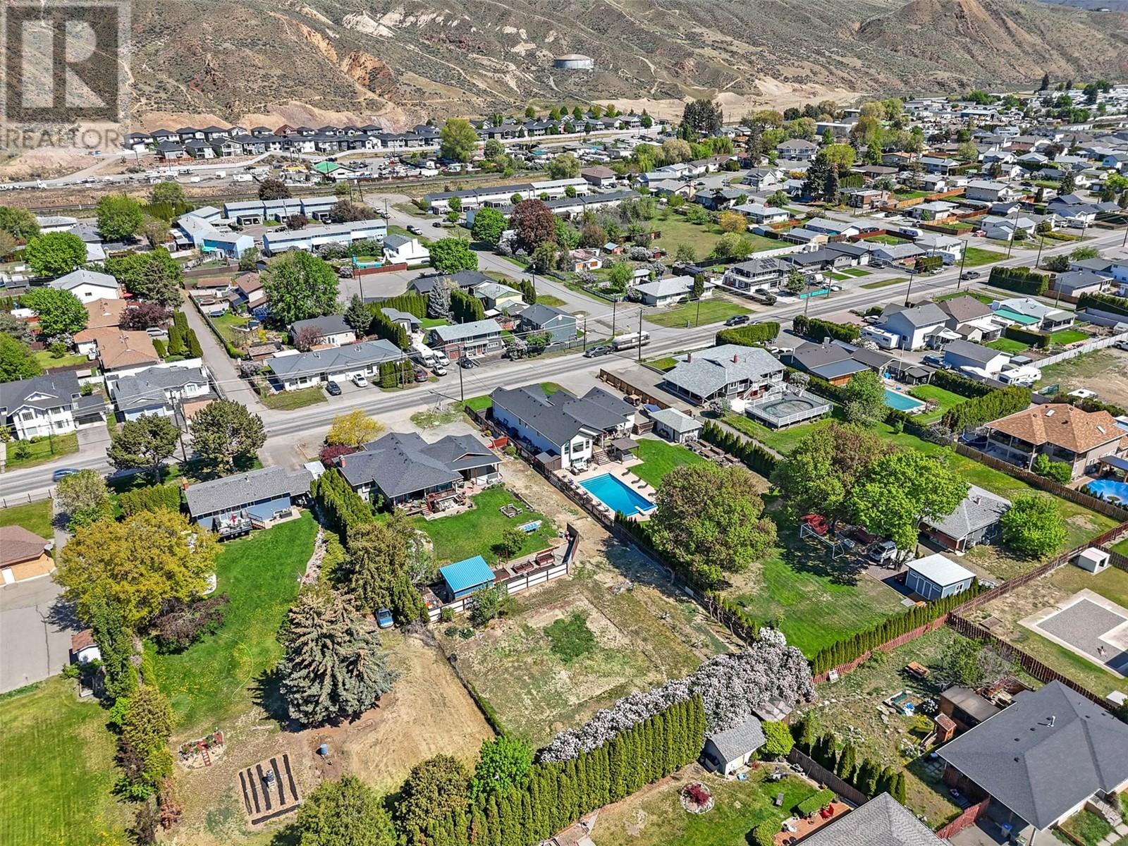 2029 Parkcrest Avenue, Kamloops, British Columbia  V2B 4X2 - Photo 7 - 10347562