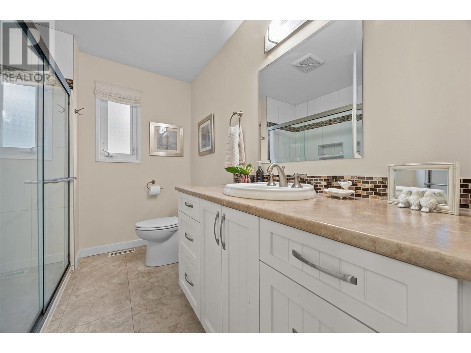3459 Parkview Court, West Kelowna, British Columbia  V4T 1B9 - Photo 11 - 10348707