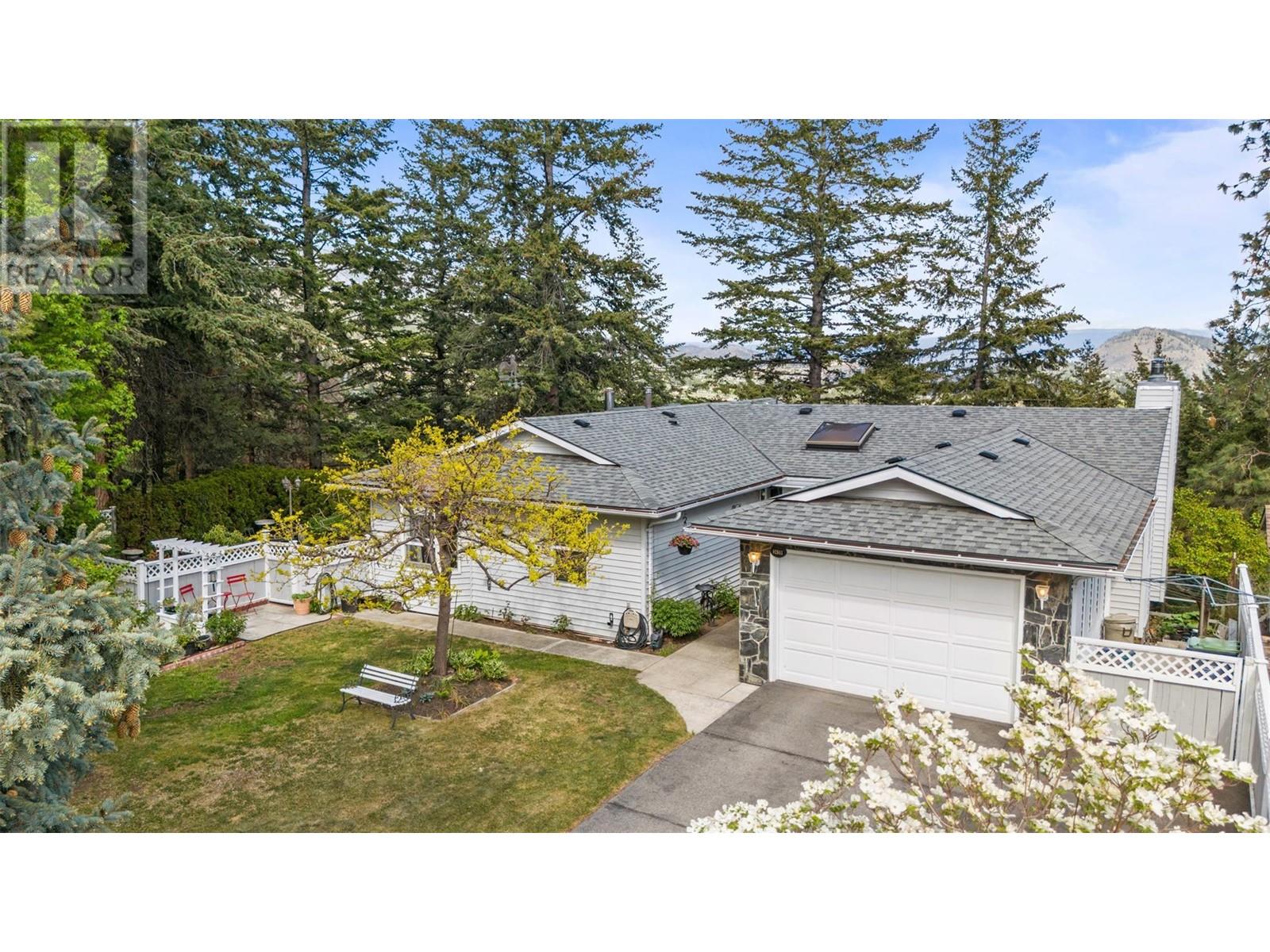 3459 Parkview Court, West Kelowna, British Columbia  V4T 1B9 - Photo 2 - 10348707