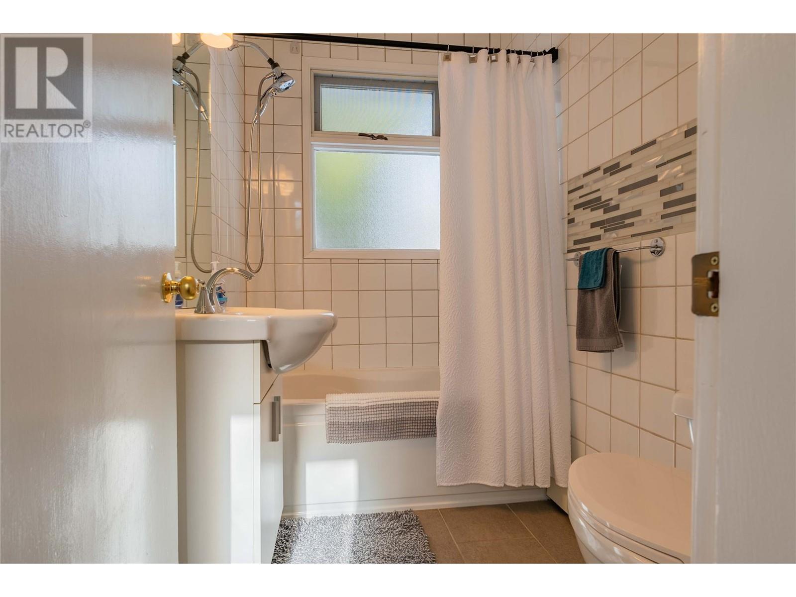 107 Ritchie Avenue, Trail, British Columbia  V1R 1G8 - Photo 21 - 10348736