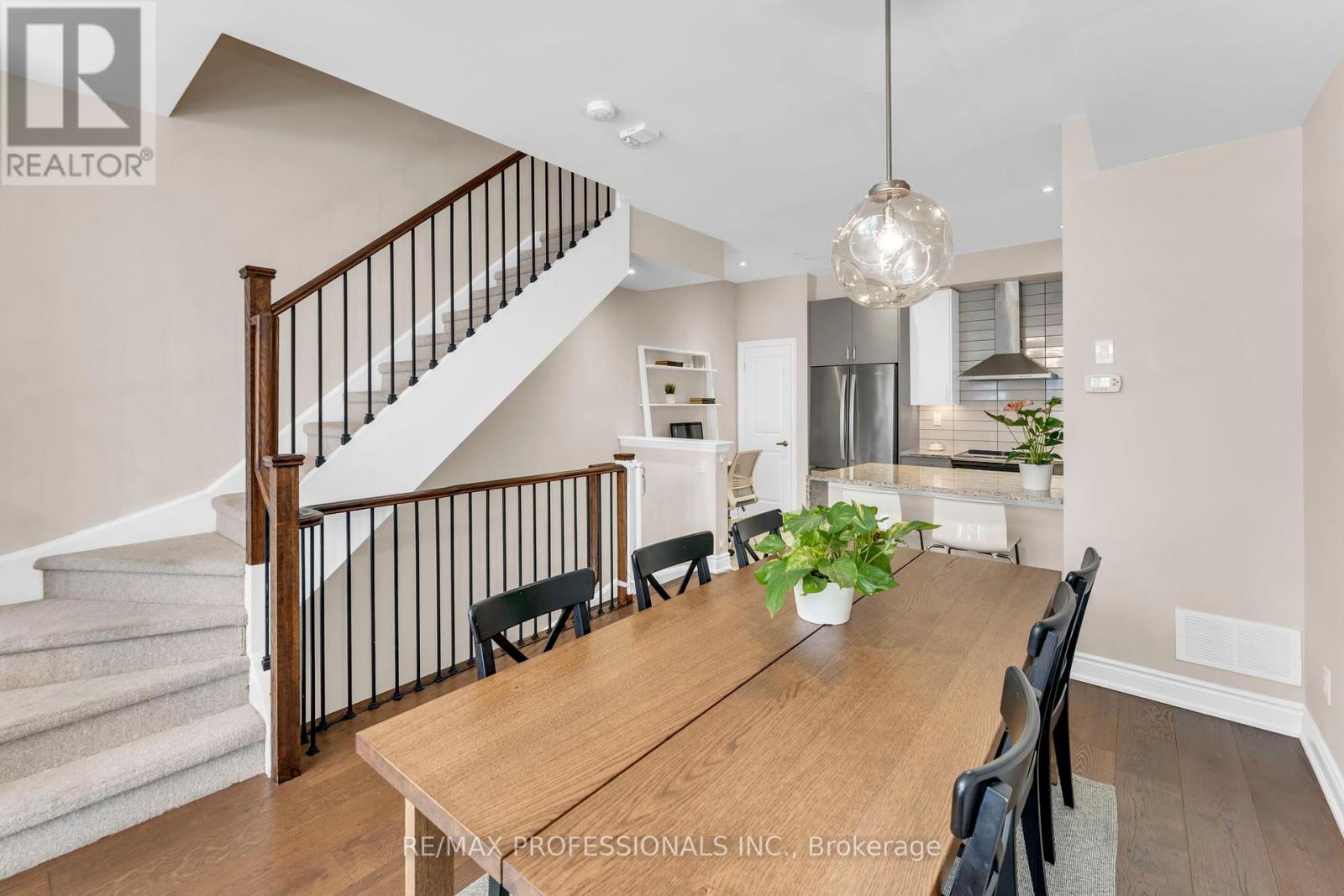 55 - 75 Elder Avenue, Toronto, Ontario  M8W 1S3 - Photo 6 - W12160706