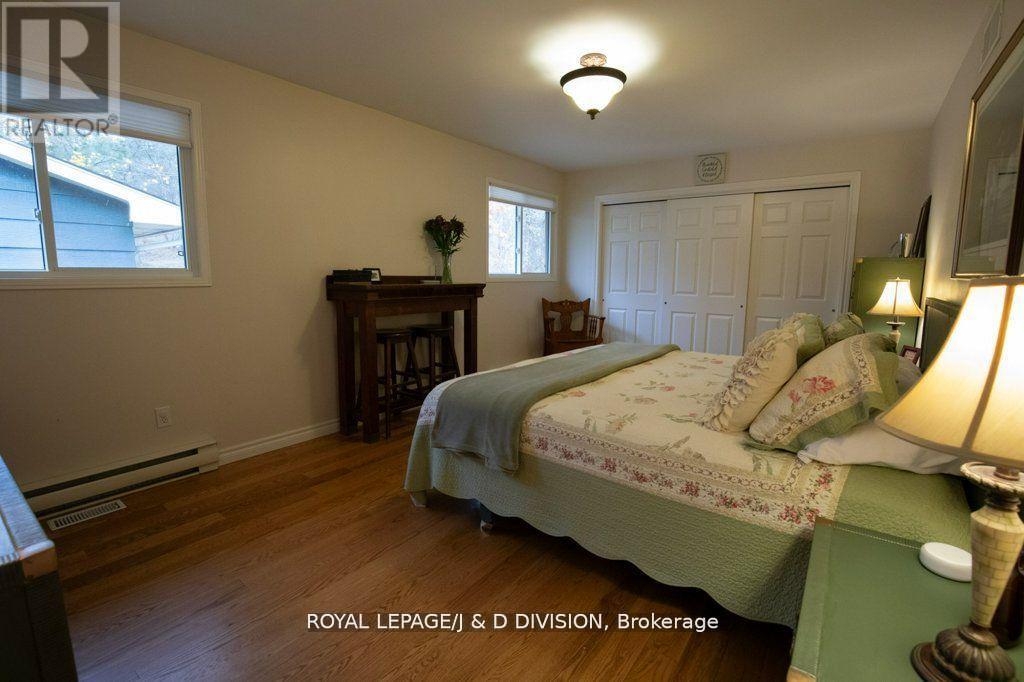 50 Fire Route 10b, North Kawartha, Ontario  K0L 3E0 - Photo 11 - X12154467