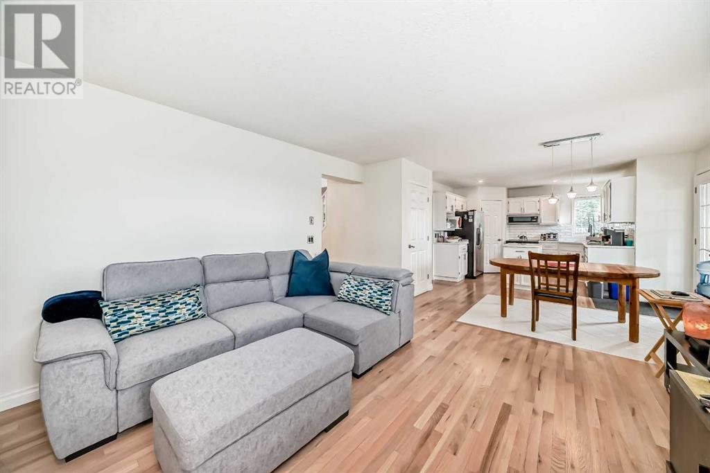 306 Long Beach Landing, Chestermere, Alberta  T1X 1E2 - Photo 18 - A2200366