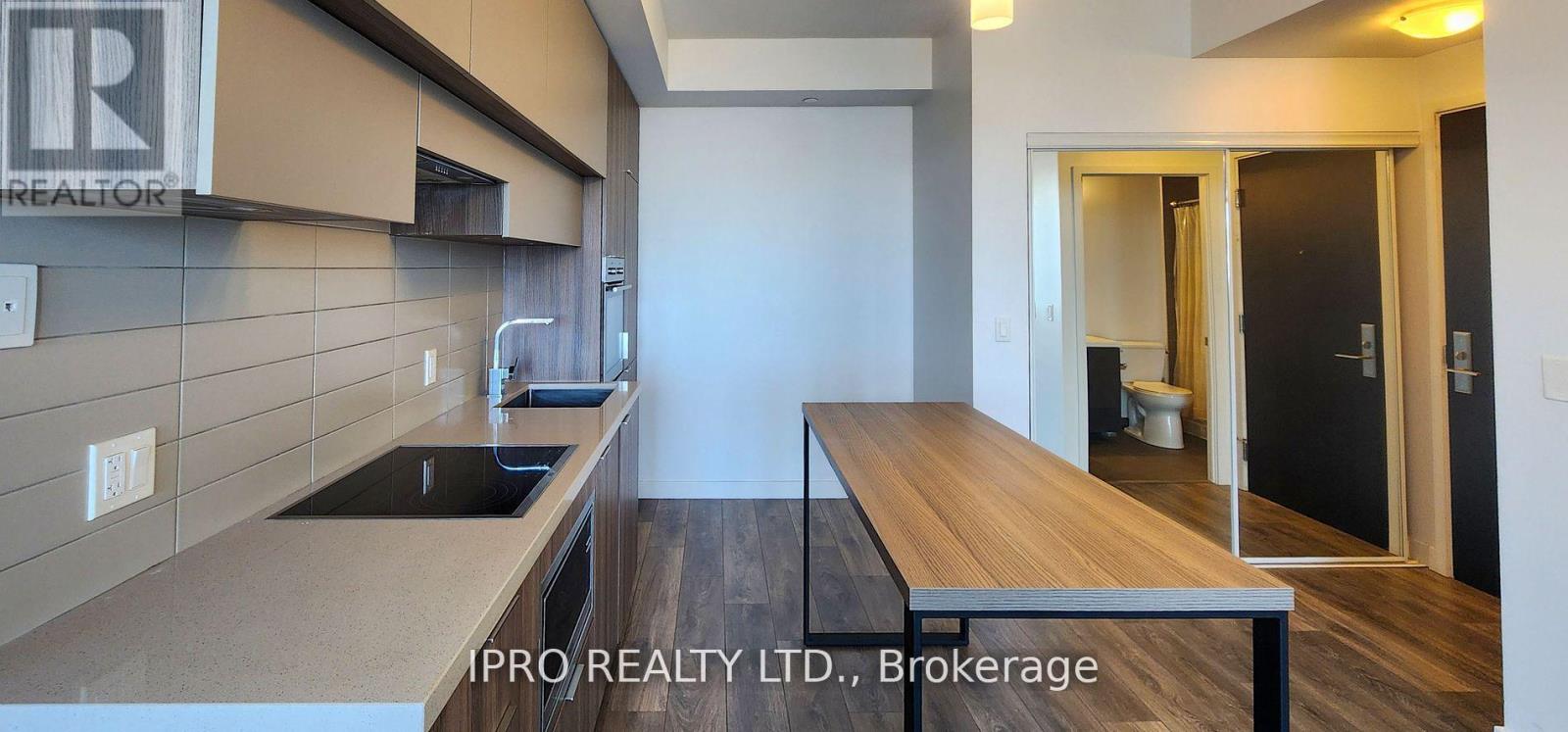4506 - 8 Eglinton Street E, Toronto, Ontario  M4P 0C1 - Photo 4 - C12160816