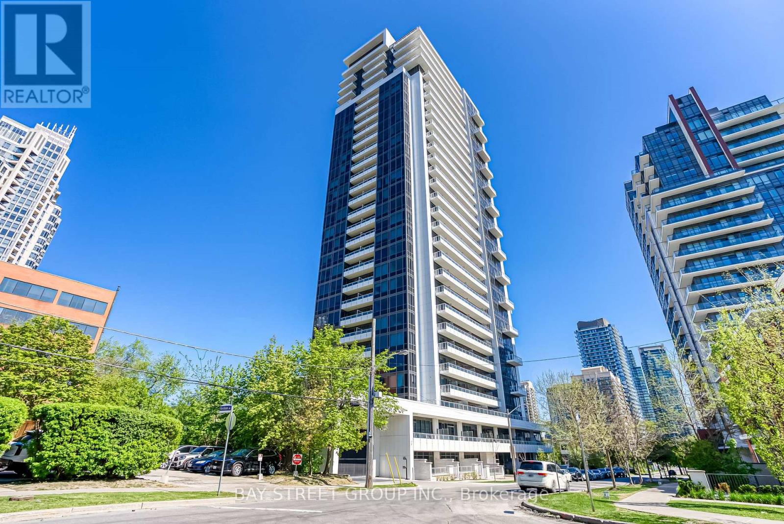 1507 - 75 CANTERBURY PLACE, Toronto, Ontario