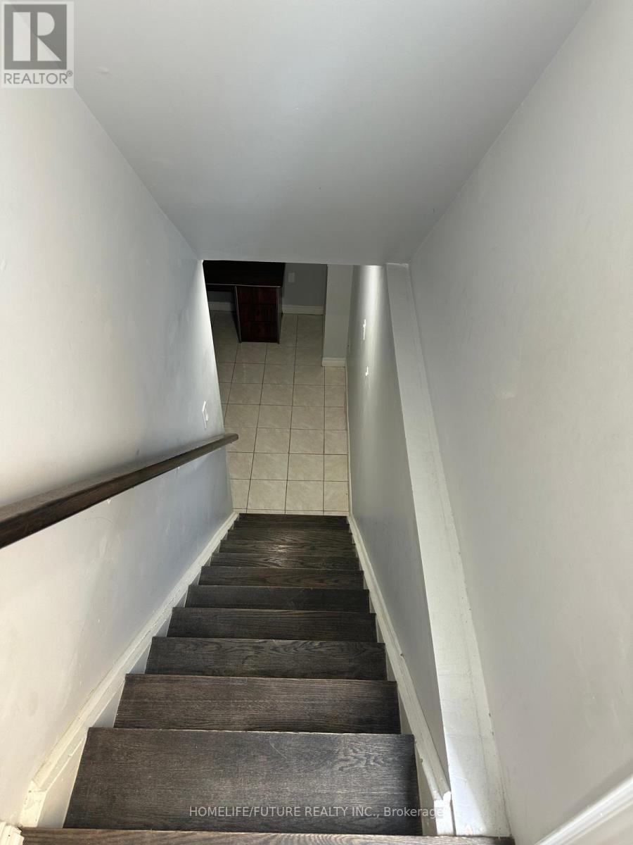 Bsmt - 19 Hummingbird Drive, Toronto, Ontario  M1X 1W8 - Photo 2 - E12160812