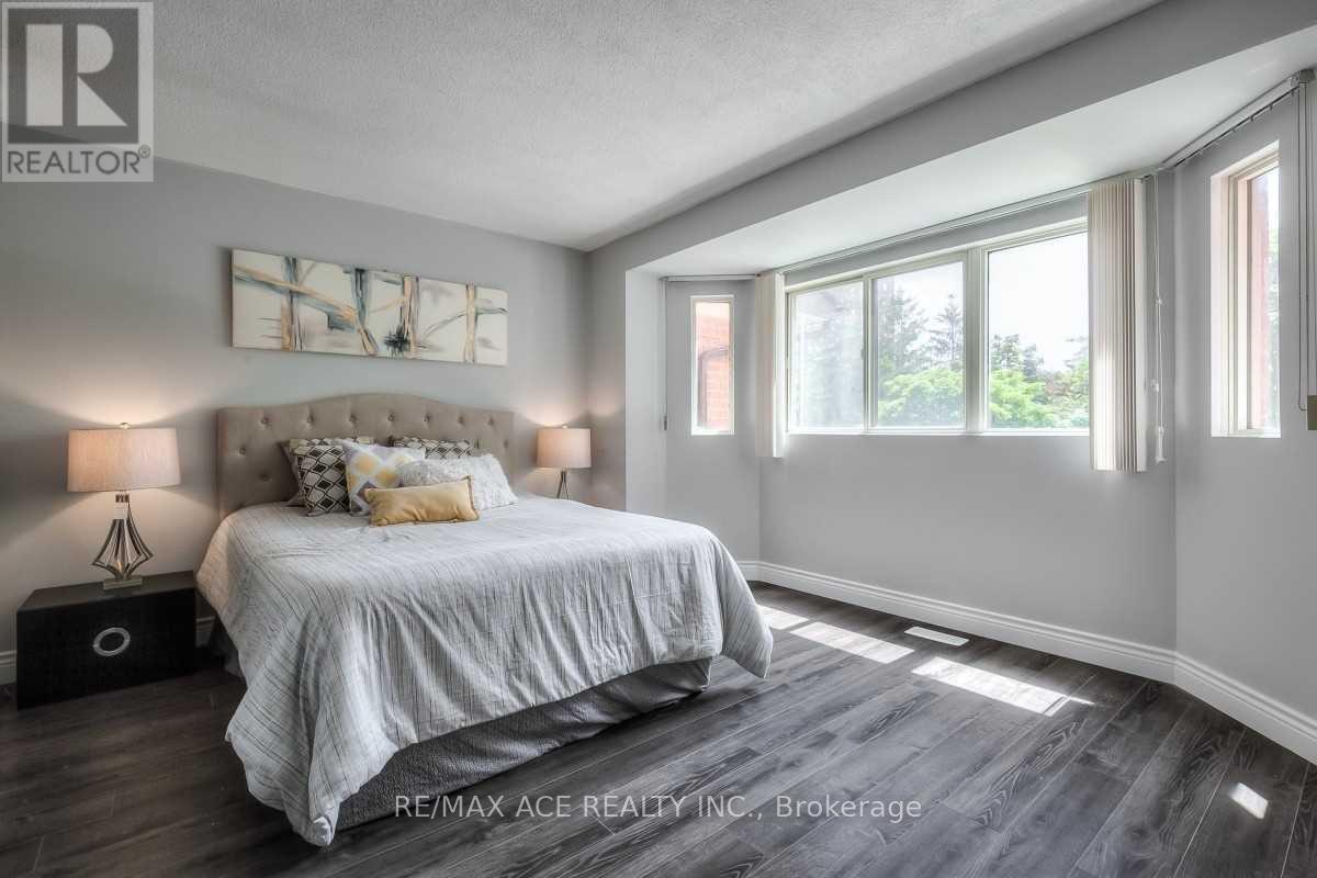 Th10 - 2472 Eglinton Avenue E, Toronto (Eglinton East), Ontario  M1K 5J9 - Photo 14 - E12160820