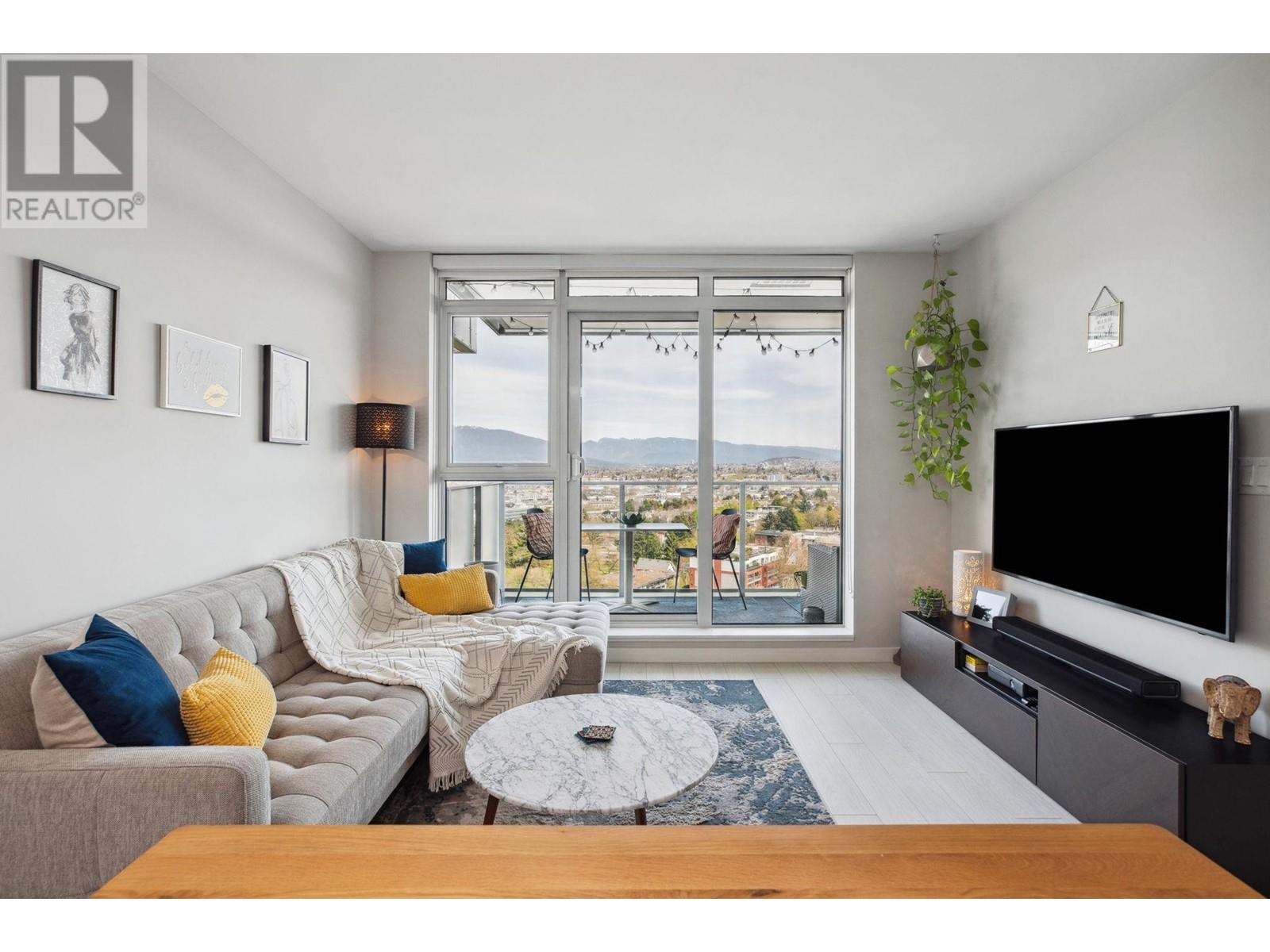1804 285 E 10TH AVENUE, Vancouver, British Columbia