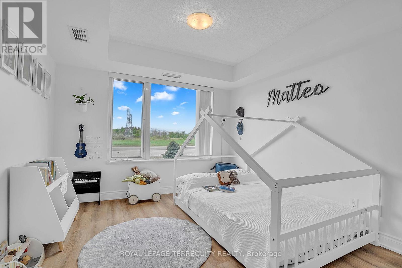 210 - 273 South Park Road, Markham, Ontario  L3T 0B5 - Photo 24 - N12160810