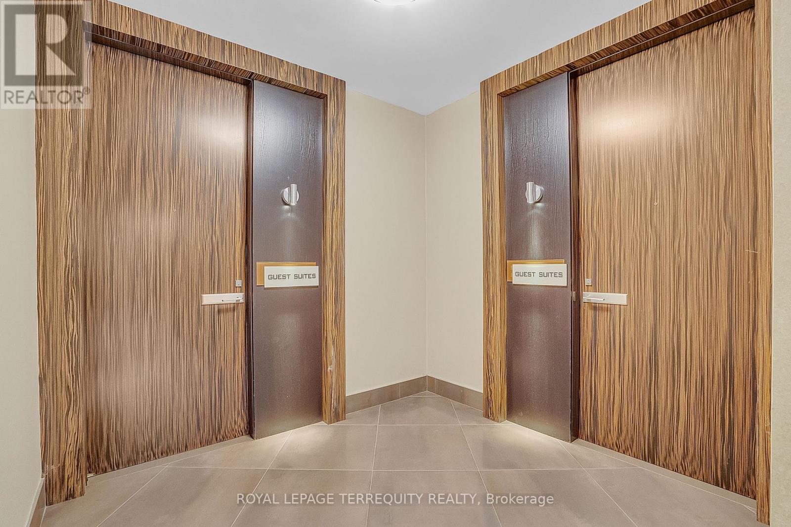 210 - 273 South Park Road, Markham, Ontario  L3T 0B5 - Photo 30 - N12160810