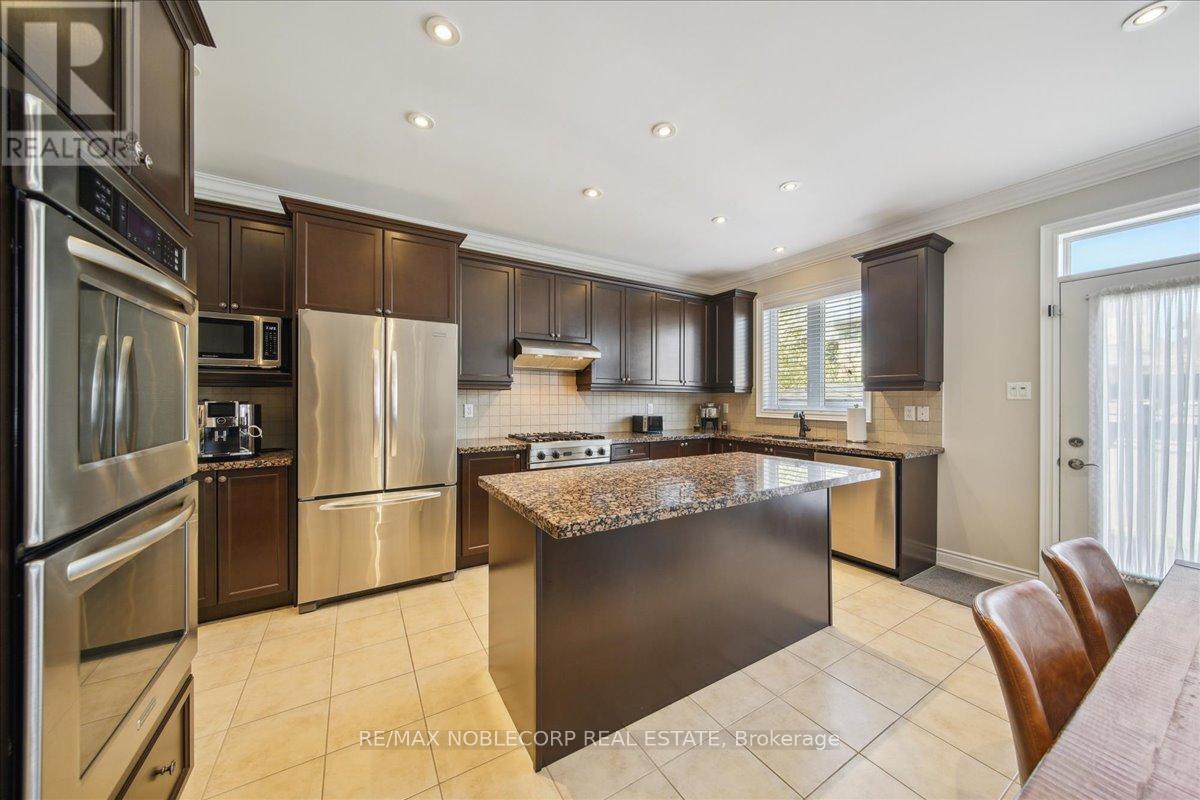 27 Gorman Avenue, Vaughan, Ontario  L4H 3L4 - Photo 13 - N12160848
