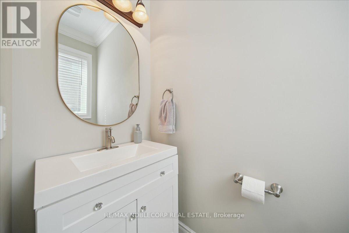 27 Gorman Avenue, Vaughan, Ontario  L4H 3L4 - Photo 18 - N12160848