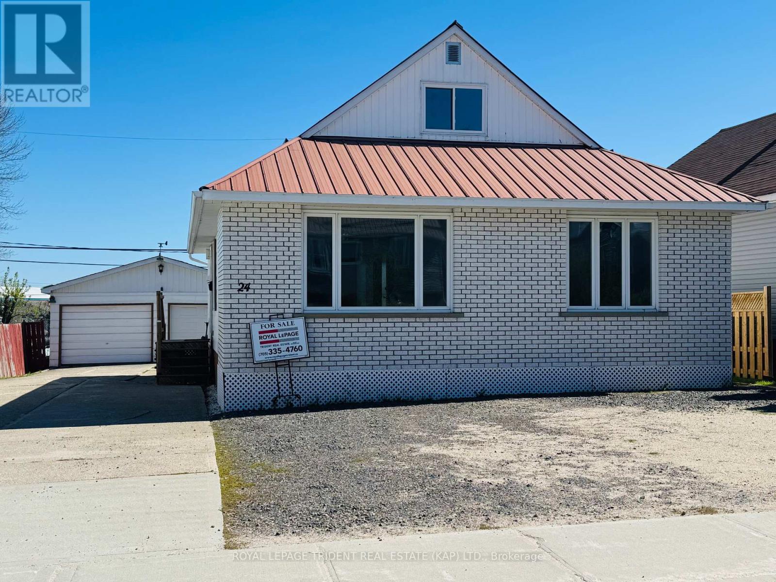 24 Cedar Street, Kapuskasing, Ontario  P5N 2A8 - Photo 1 - T11939043