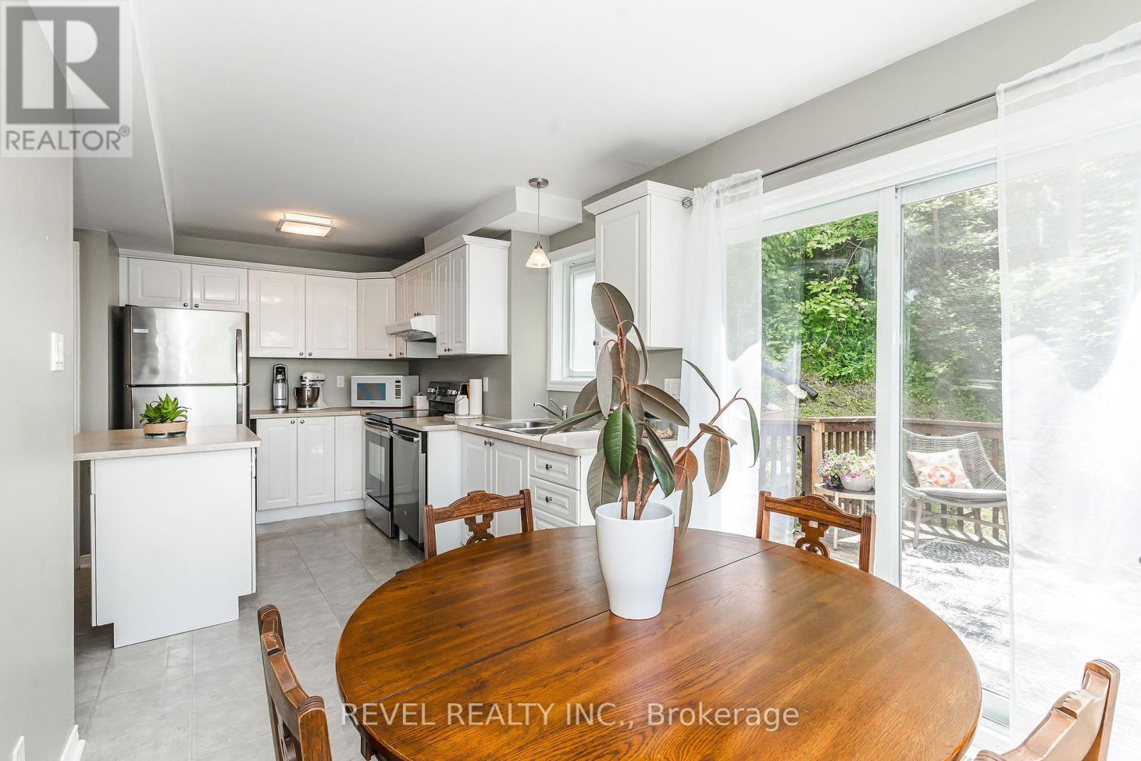 65 Dancy Drive, Orillia, Ontario  L3V 7M2 - Photo 10 - S12160851