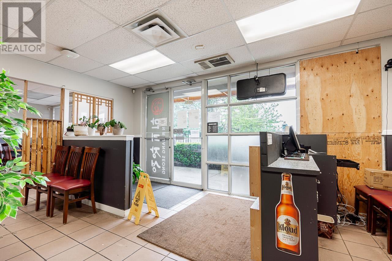 3021 Anson Avenue, Coquitlam, British Columbia  V3B 2H6 - Photo 3 - C8069054