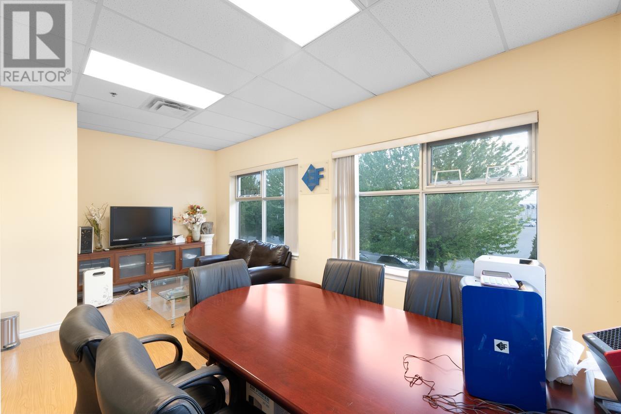 105 15100 Knox Way, Richmond, British Columbia  V6V 3A6 - Photo 13 - C8069343