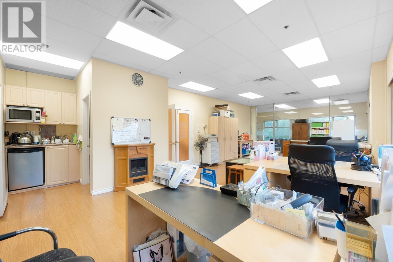 105 15100 Knox Way, Richmond, British Columbia  V6V 3A6 - Photo 17 - C8069343