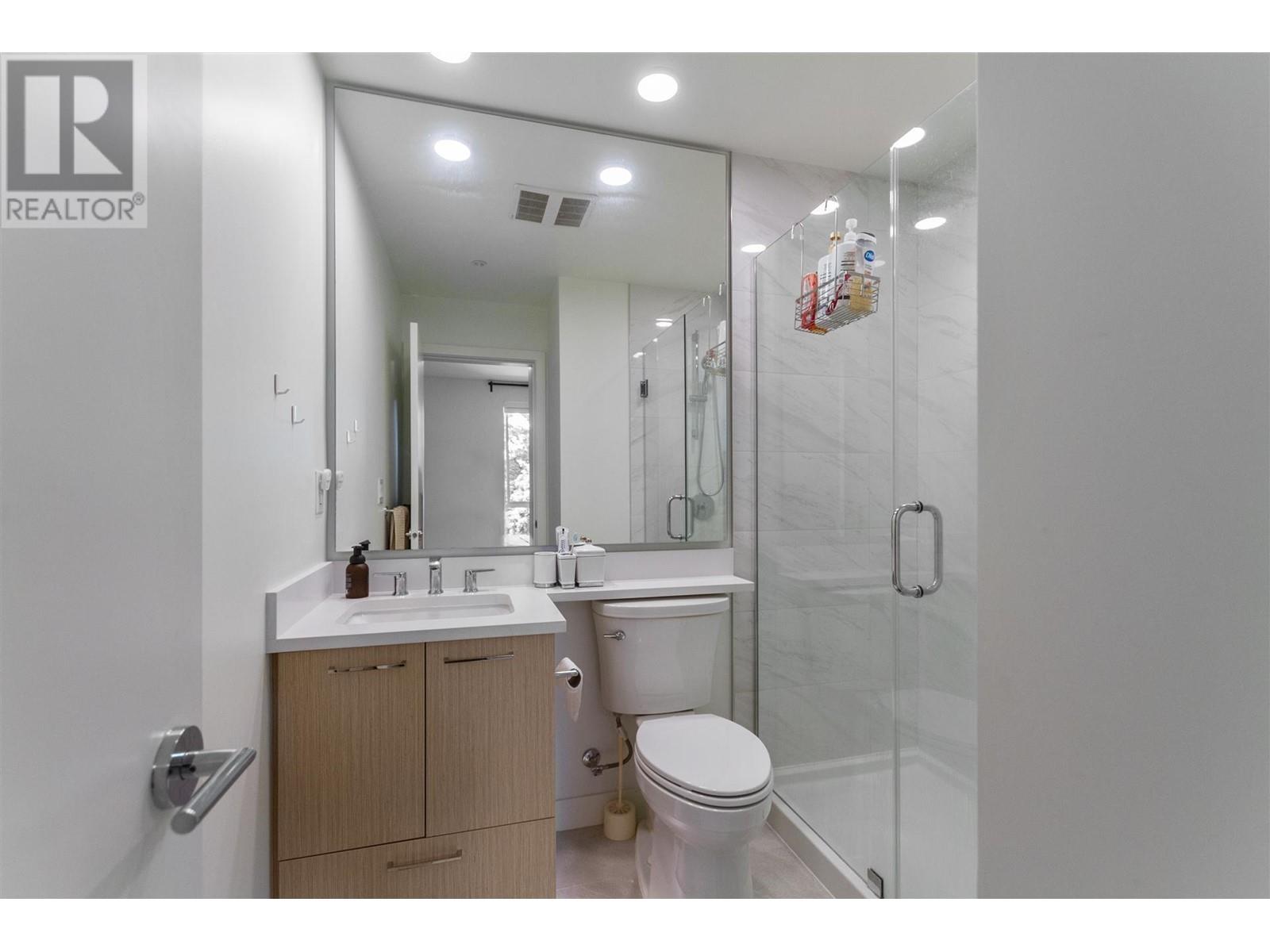 411 7588 16th Street, Burnaby, British Columbia  V3N 0H8 - Photo 13 - R3004805