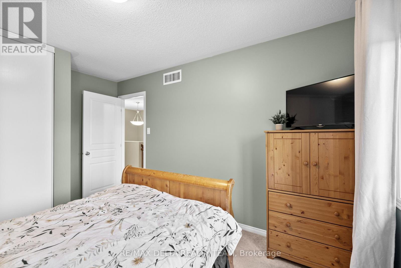 1521 Carronbridge Circle, Ottawa, Ontario  K2M 0G7 - Photo 33 - X12160868