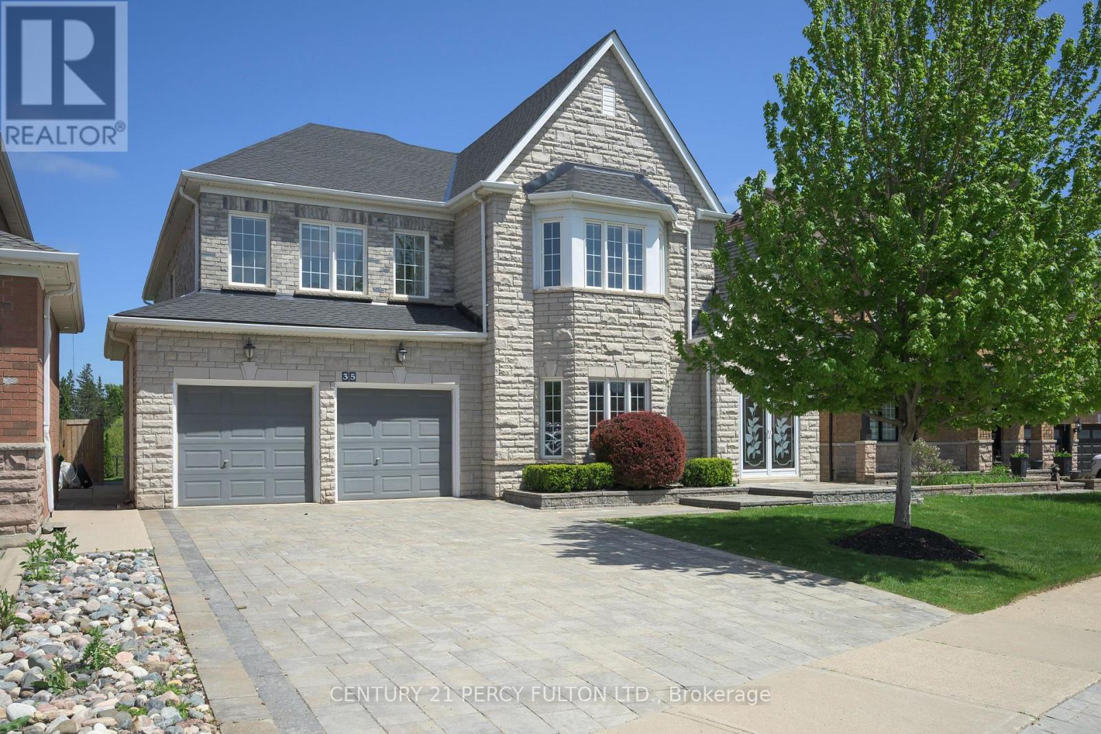 35 Donwoods Court, Brampton, Ontario  L6P 1T6 - Photo 1 - W12160827