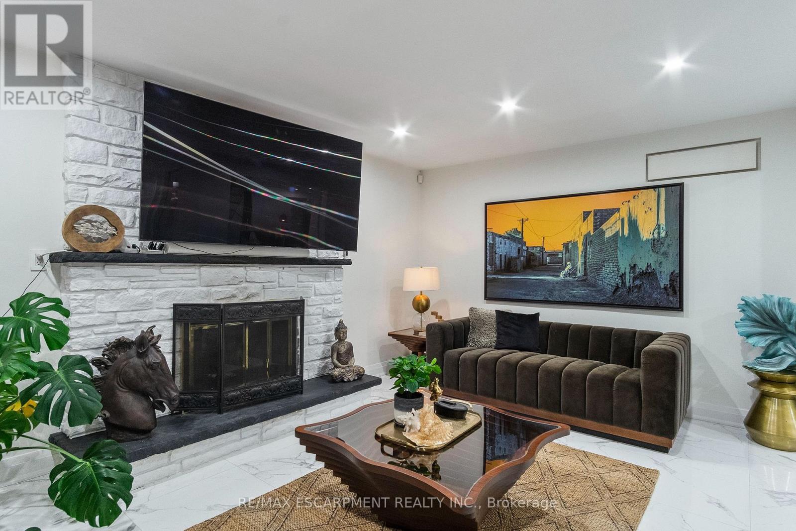 1401 Bridgestone Lane, Mississauga, Ontario  L5J 4E1 - Photo 10 - W12160836