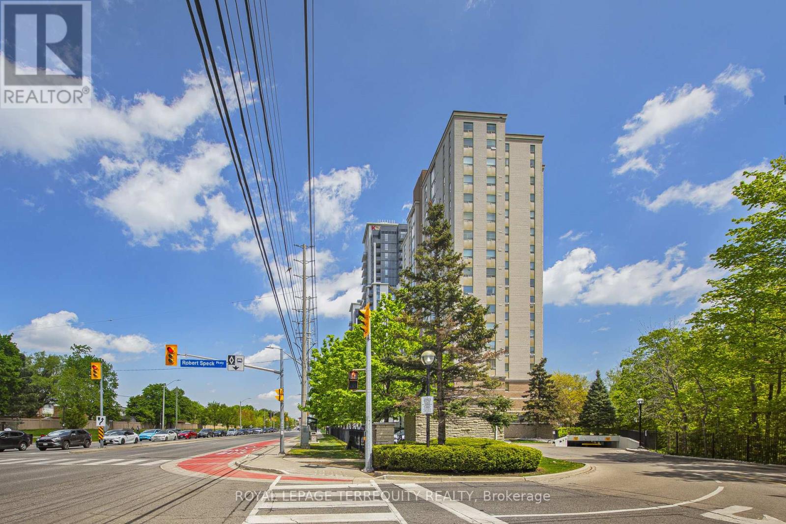 402 - 200 Burnhamthorpe Road E, Mississauga, Ontario  L5A 4L4 - Photo 34 - W12160852