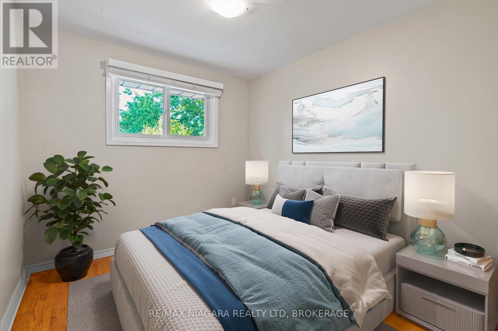 27 Louis Avenue, St. Catharines (Bunting/linwell), Ontario  L2M 2N4 - Photo 10 - X12160895