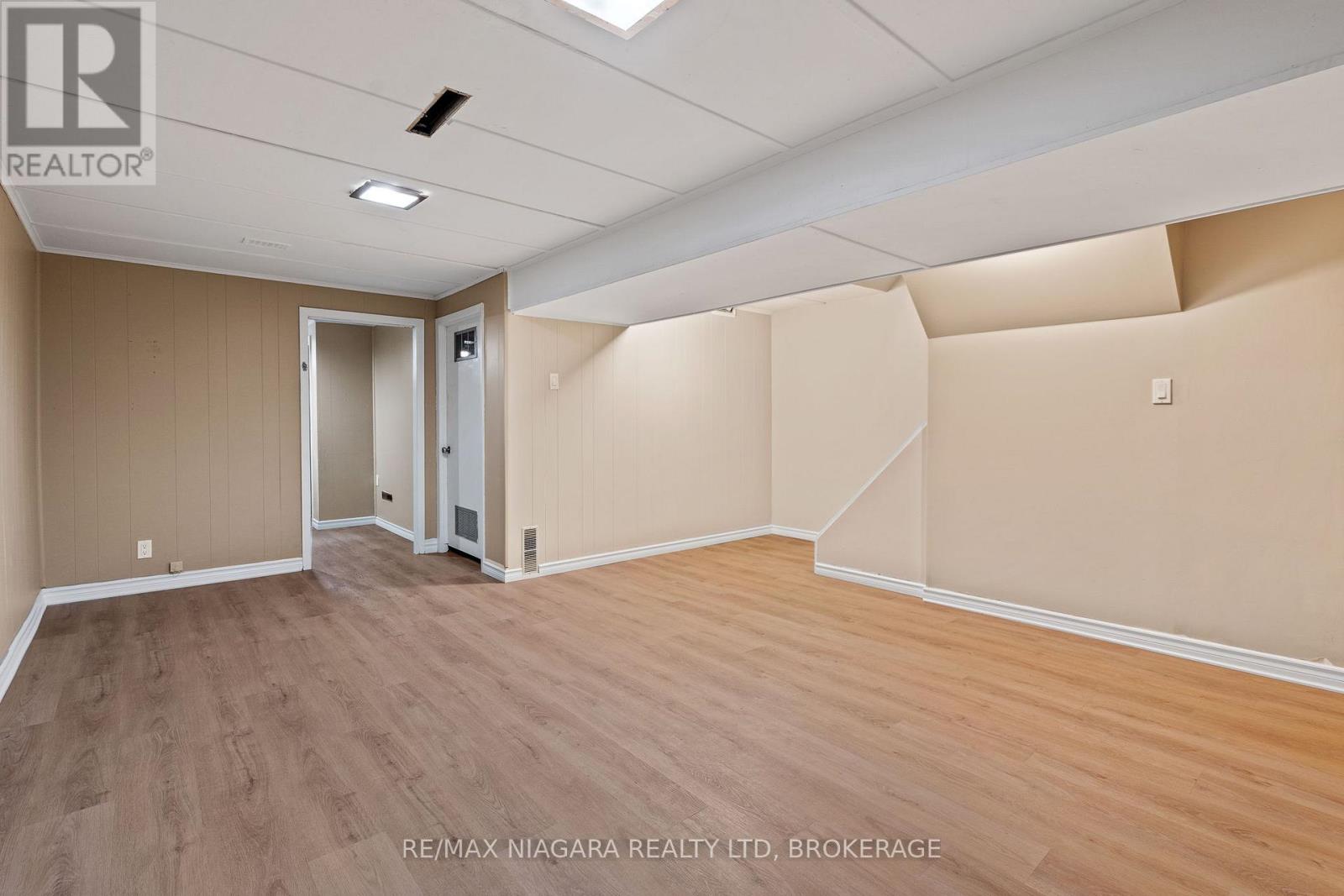 27 Louis Avenue, St. Catharines (Bunting/linwell), Ontario  L2M 2N4 - Photo 16 - X12160895
