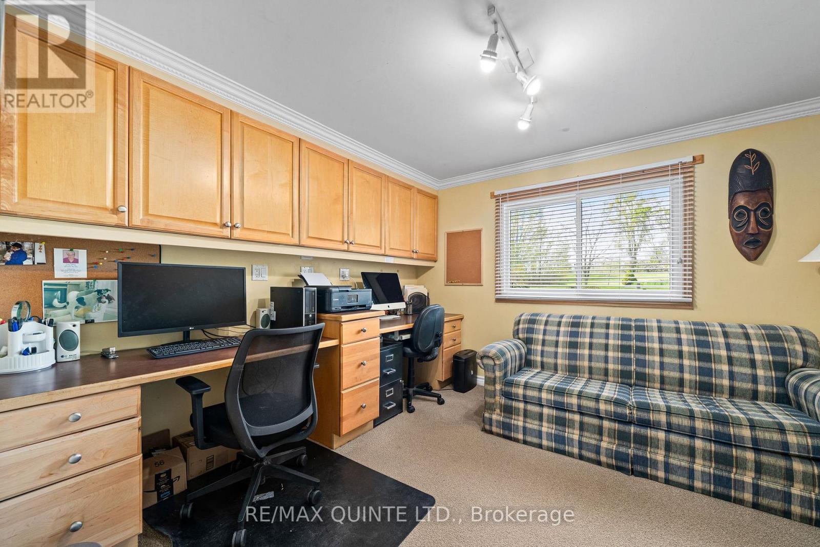 17035 Loyalist Parkway, Prince Edward County, Ontario  K0K 3L0 - Photo 32 - X12160890