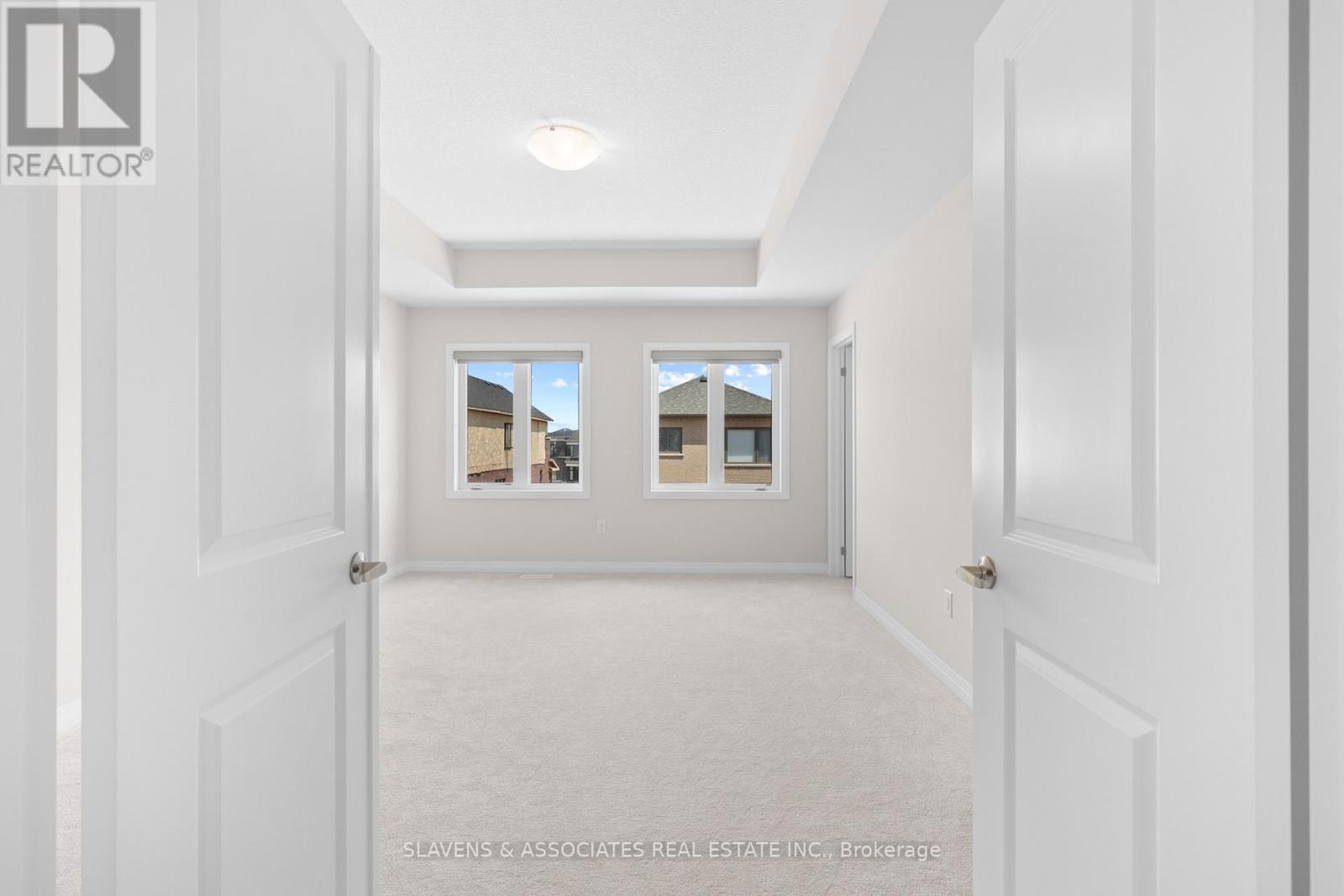 16 Crossmore Crescent, Cambridge, Ontario  N1S 0C7 - Photo 13 - X12160824
