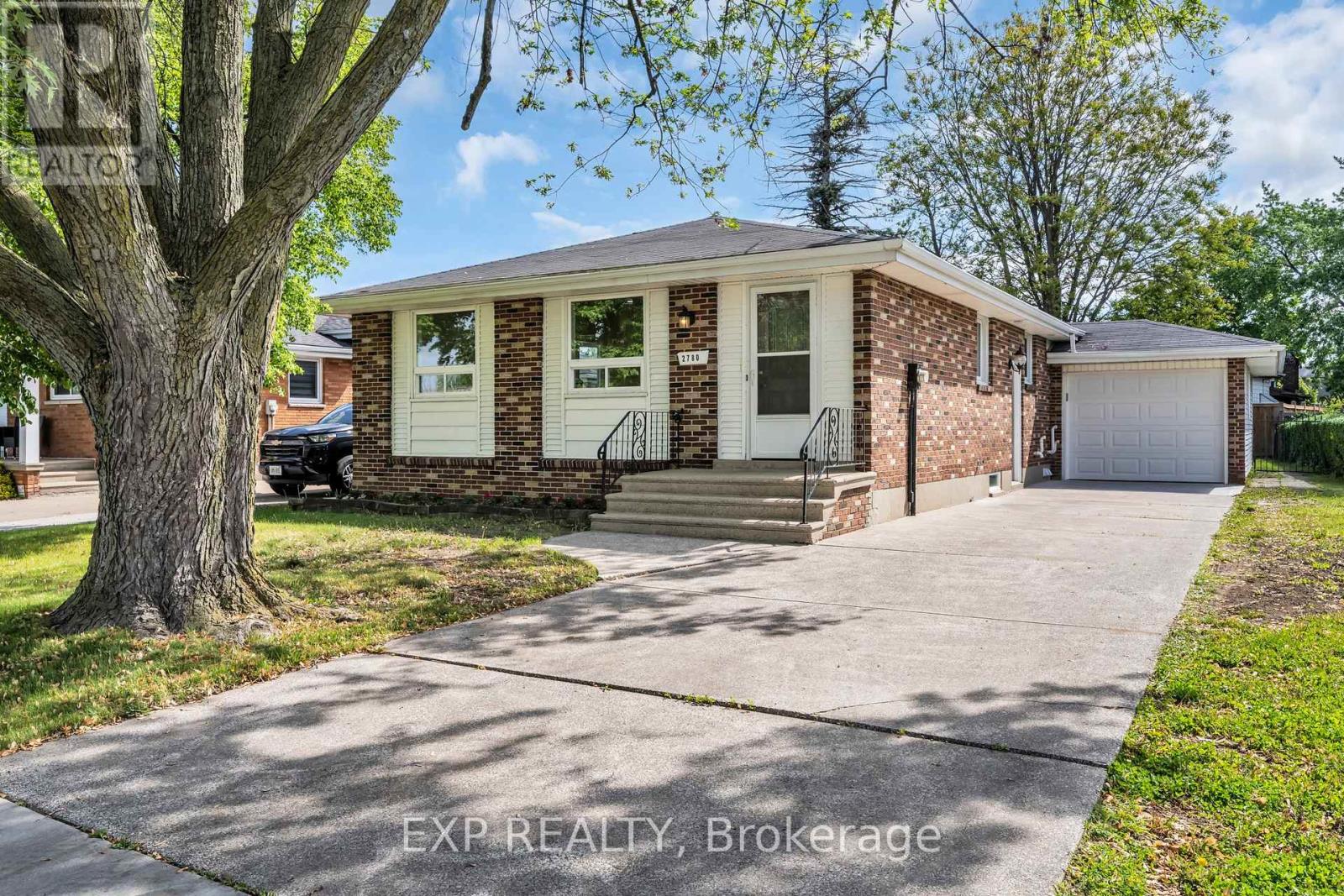 2780 FOREST GLADE DRIVE, Windsor, Ontario