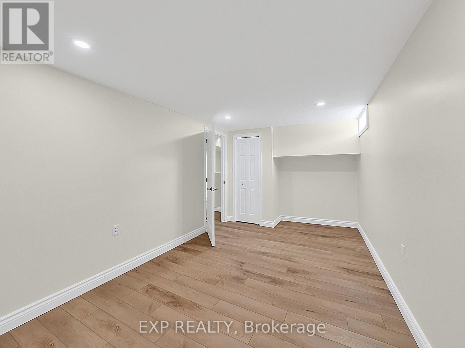 2780 Forest Glade Drive, Windsor, Ontario  N8R 1L1 - Photo 30 - X12160862