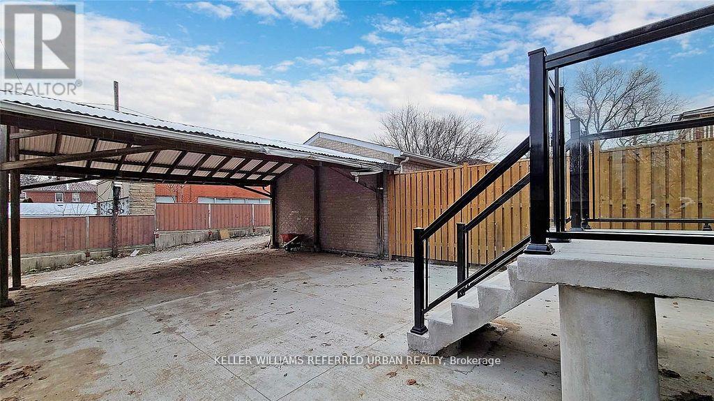 1 - 783 Dufferin Avenue, Toronto, Ontario  M6H 3K8 - Photo 3 - C12160902