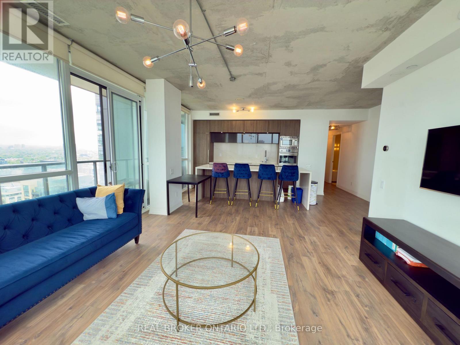 3008 - 88 Blue Jays Way, Toronto (Waterfront Communities), Ontario  M5V 2G3 - Photo 1 - C12160911