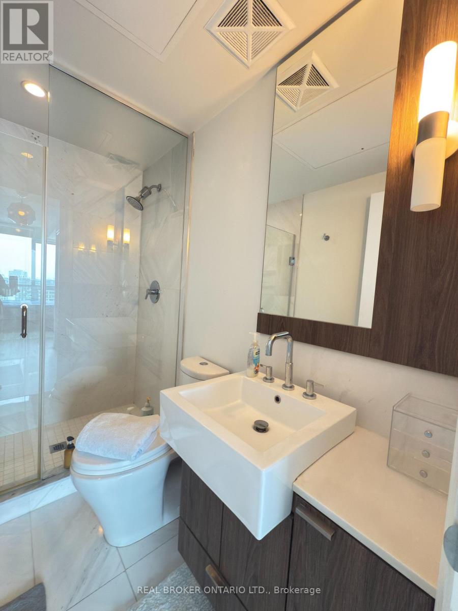 3008 - 88 Blue Jays Way, Toronto (Waterfront Communities), Ontario  M5V 2G3 - Photo 16 - C12160911