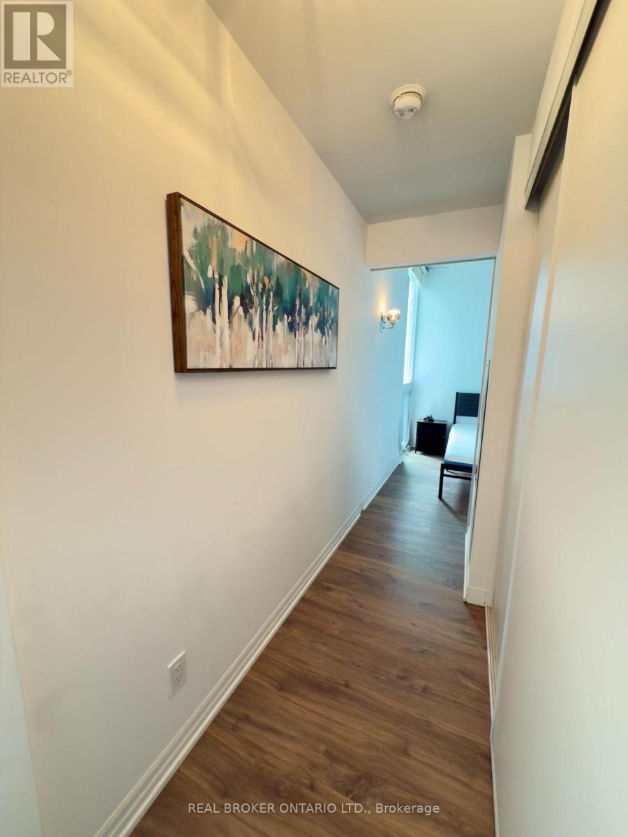 3008 - 88 Blue Jays Way, Toronto (Waterfront Communities), Ontario  M5V 2G3 - Photo 8 - C12160911