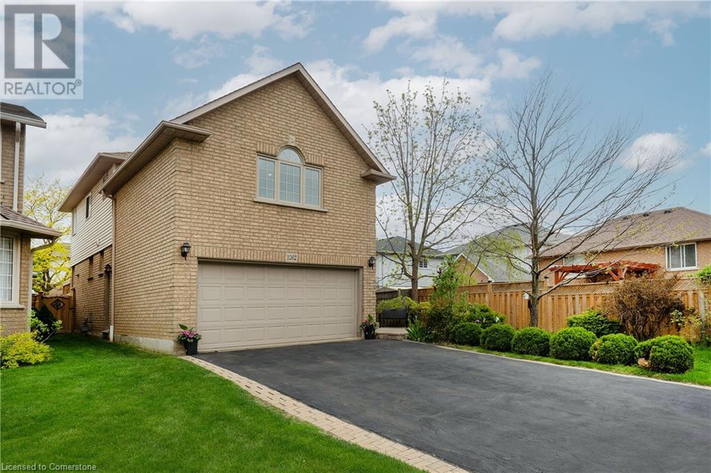 1262 Upper Paradise Road, Hamilton, Ontario  L9B 2R7 - Photo 47 - 40729995