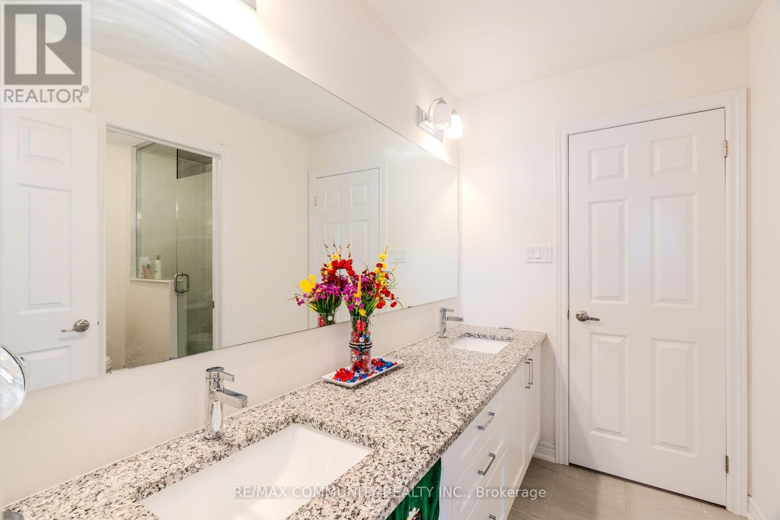 5 Toulouse Street, Whitby, Ontario  L1P 0J2 - Photo 24 - E12160914