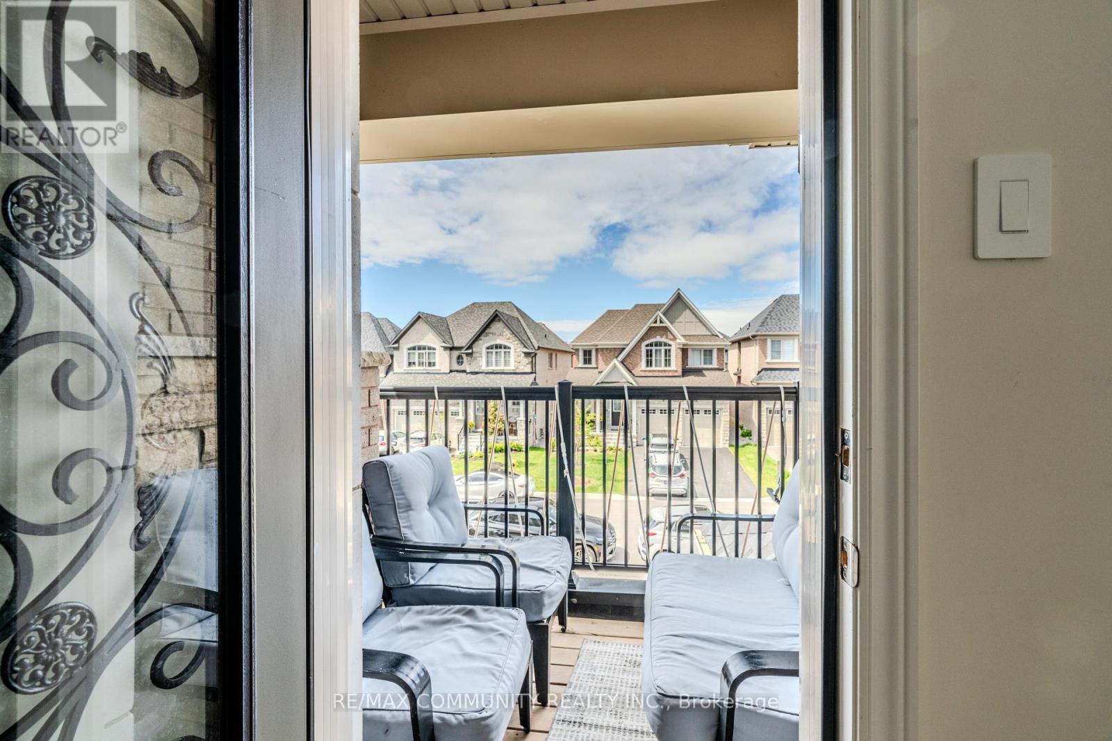 5 Toulouse Street, Whitby, Ontario  L1P 0J2 - Photo 38 - E12160914
