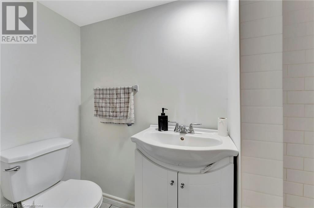 65 Connaught Avenue N, Hamilton, Ontario  L8L 6Y9 - Photo 24 - 40730671