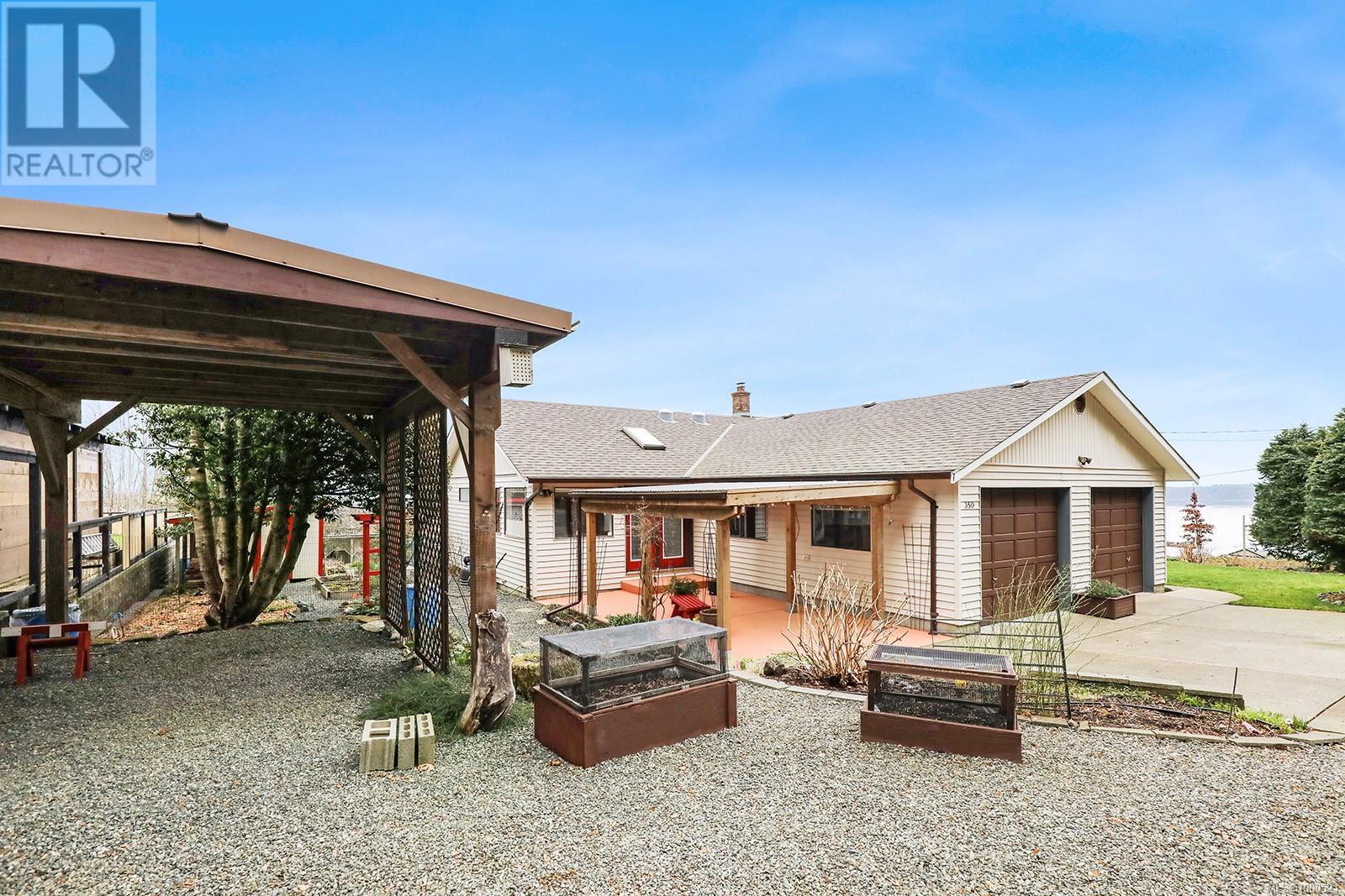 Property at 350 Nelson St image 4