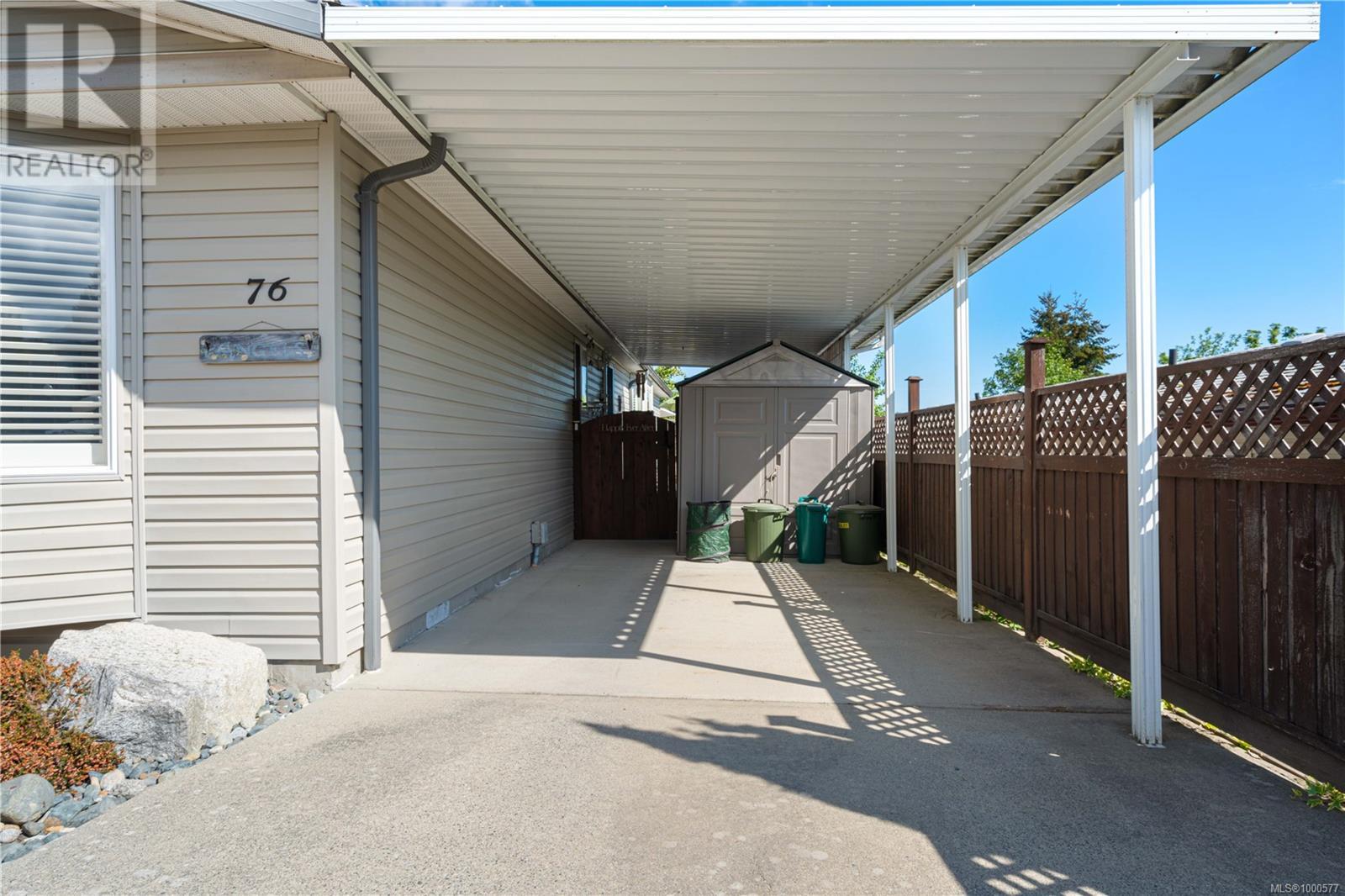 Property at 76 658 Alderwood Dr image 3