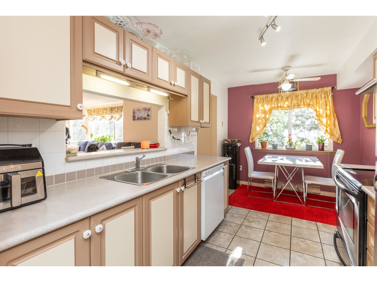 202 9865 140 Street, Surrey, British Columbia  V3T 4M4 - Photo 15 - R3004991