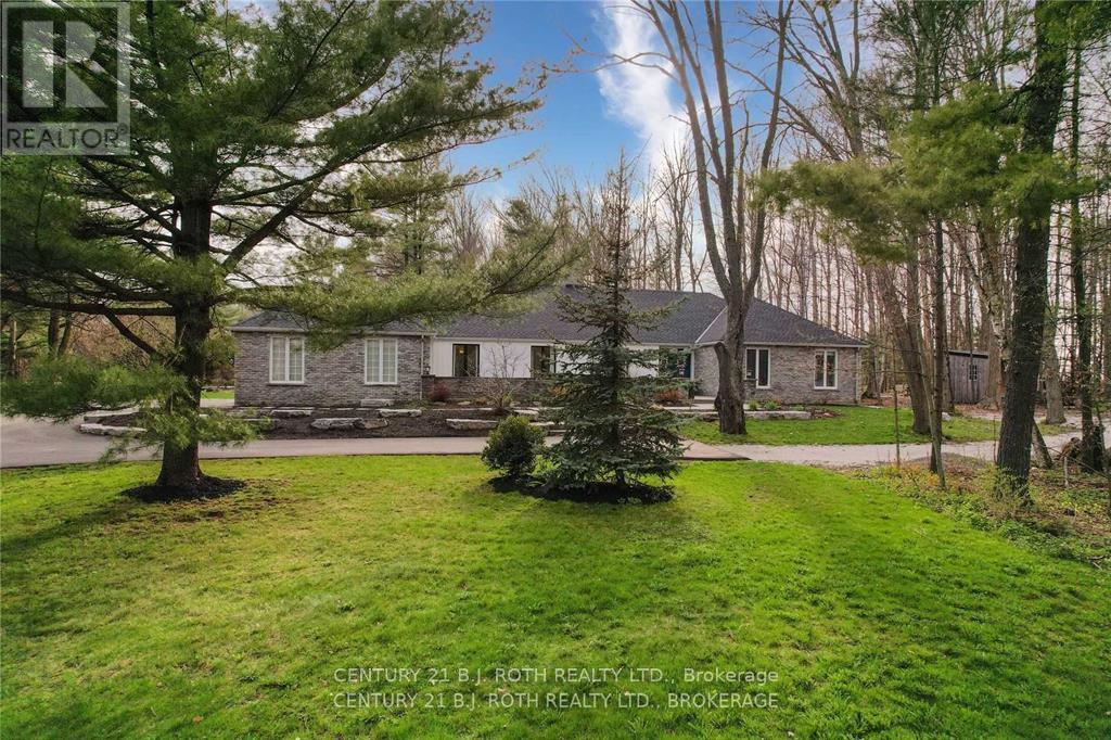 3274 Liah Lane, Innisfil, Ontario  L9S 2B4 - Photo 2 - N12160888