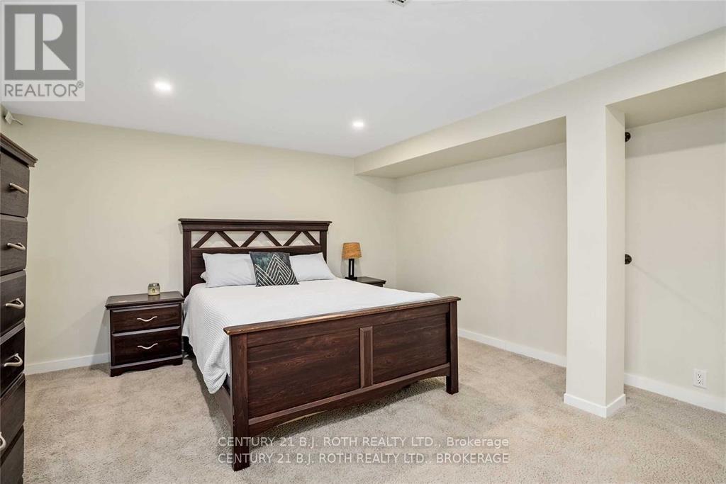 3274 Liah Lane, Innisfil, Ontario  L9S 2B4 - Photo 27 - N12160888